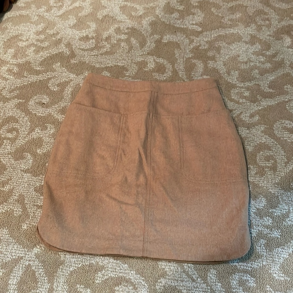 Vineyard vines tan skirt size 00